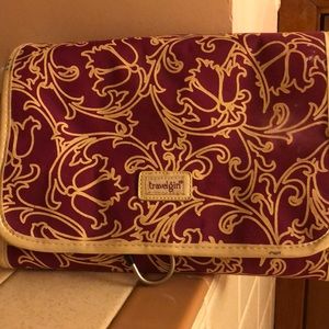 travel toiletry bag 💕